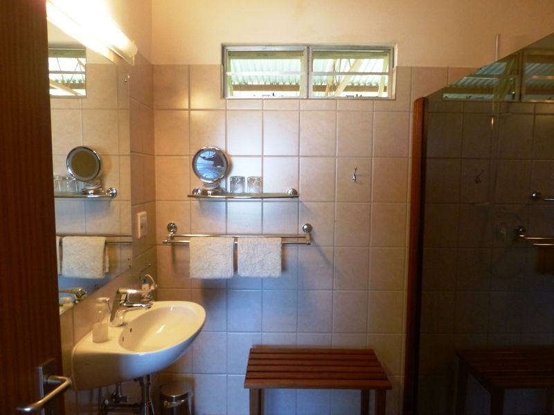 Dornhuegel Guestfarm Hotel Grootfontein Екстериор снимка