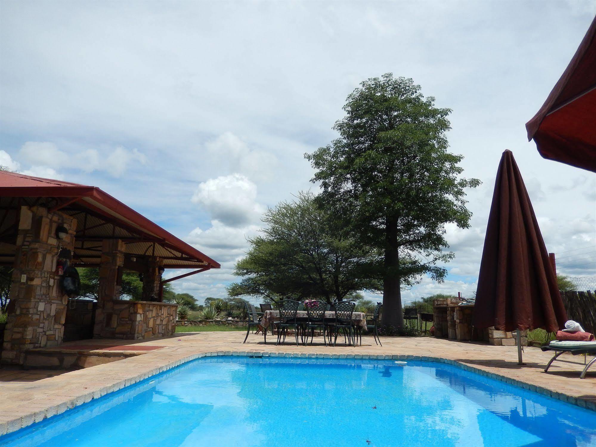 Dornhuegel Guestfarm Hotel Grootfontein Екстериор снимка