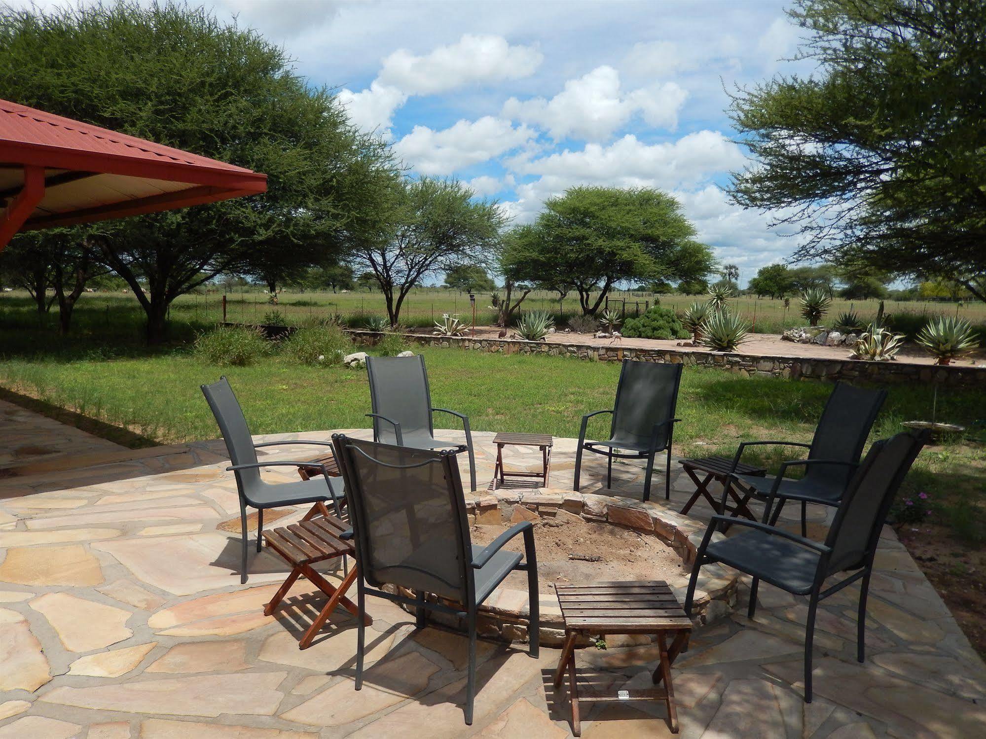 Dornhuegel Guestfarm Hotel Grootfontein Екстериор снимка