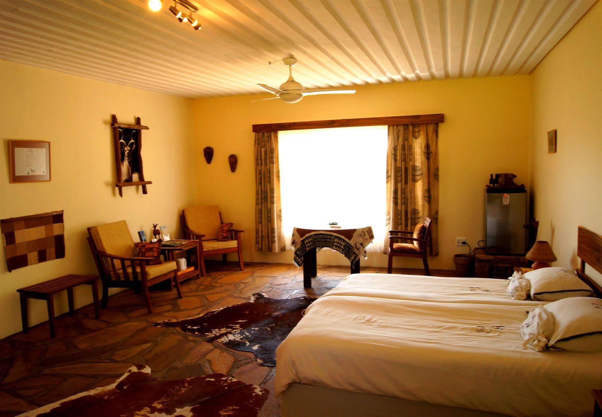 Dornhuegel Guestfarm Hotel Grootfontein Екстериор снимка